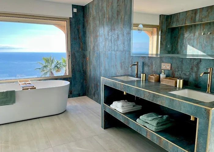 Prestigious With An Incredible Sea View Villa Saint-Raphaël
