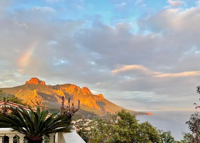 Prestigious With An Incredible Sea View