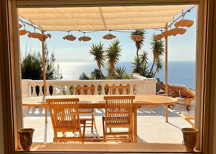 Prestigious With An Incredible Sea View Villa Saint-Raphaël