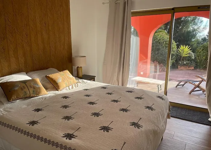 Prestigious With An Incredible Sea View