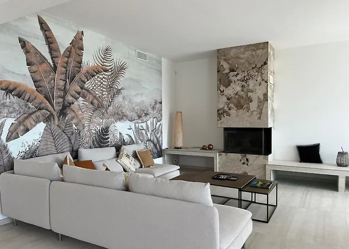 Prestigious With An Incredible Sea View Villa