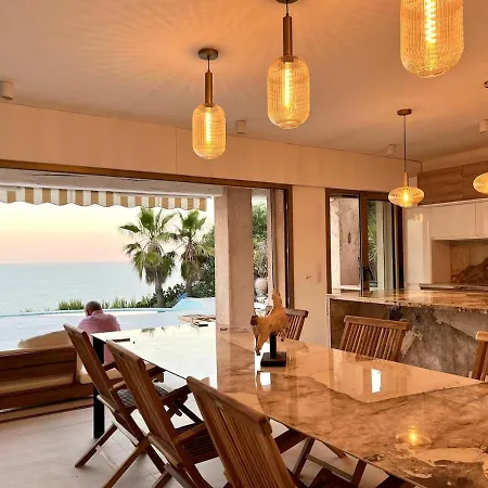 Villa Luxueuse Panoramique, Vue Imprenable Sur La Mer, Piscine, 6 A Antheor Saint-Raphaël