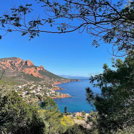 Prestigious With An Incredible Sea View Villa