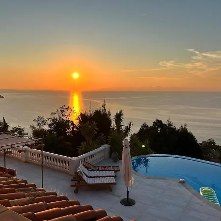 Luxueuse Panoramique, Vue Imprenable Sur La Mer, Piscine, 6 A Antheor Saint-Raphaël