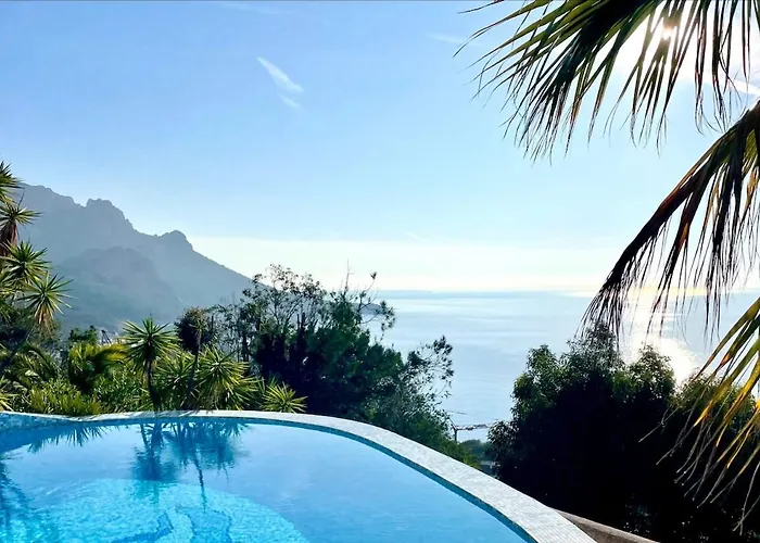 Prestigious With An Incredible Sea View Villa