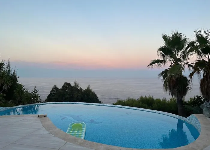 Villa Prestigious With An Incredible Sea View